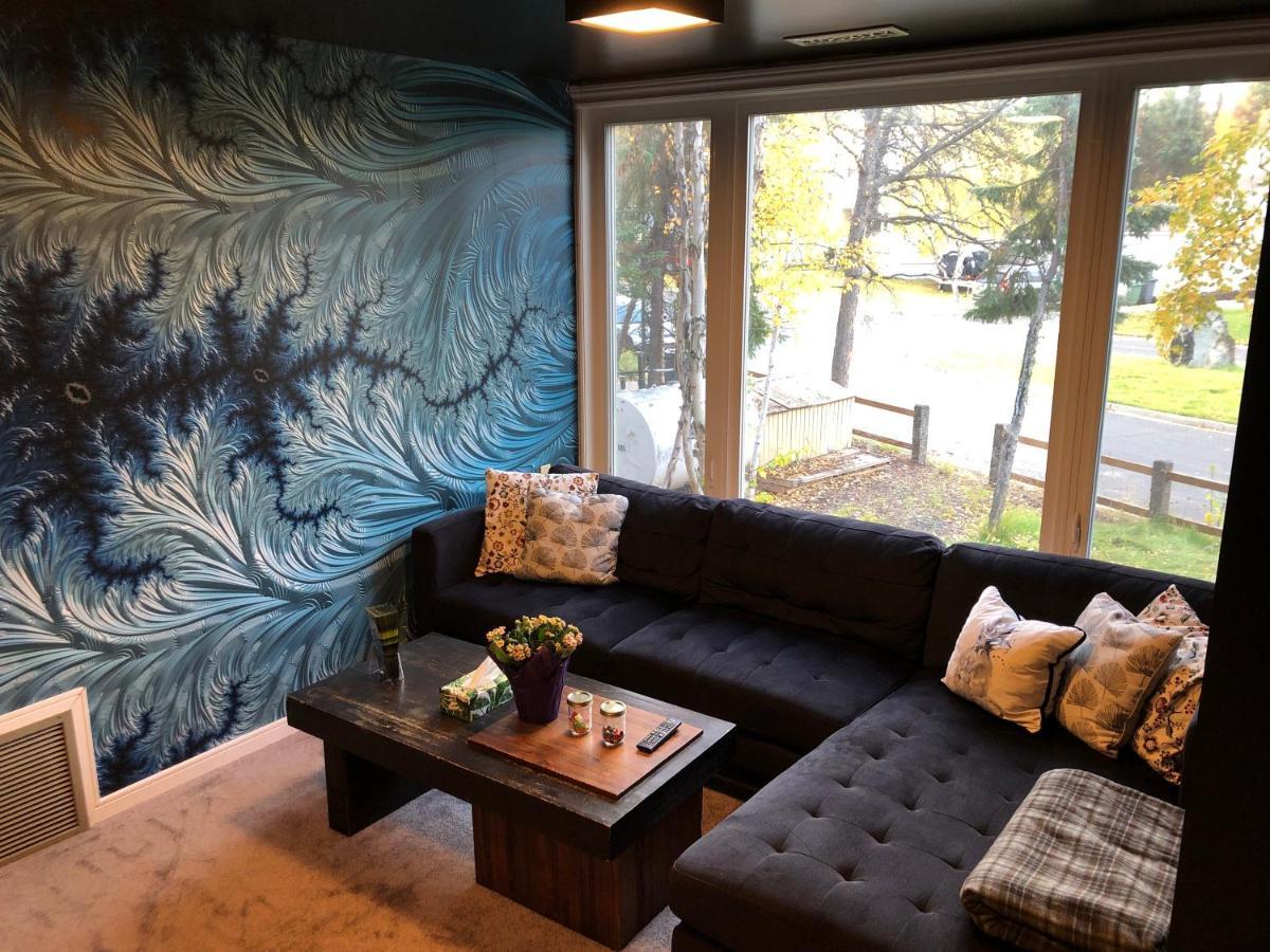 好丘。Hacho House Bed and Breakfast Yellowknife Εξωτερικό φωτογραφία